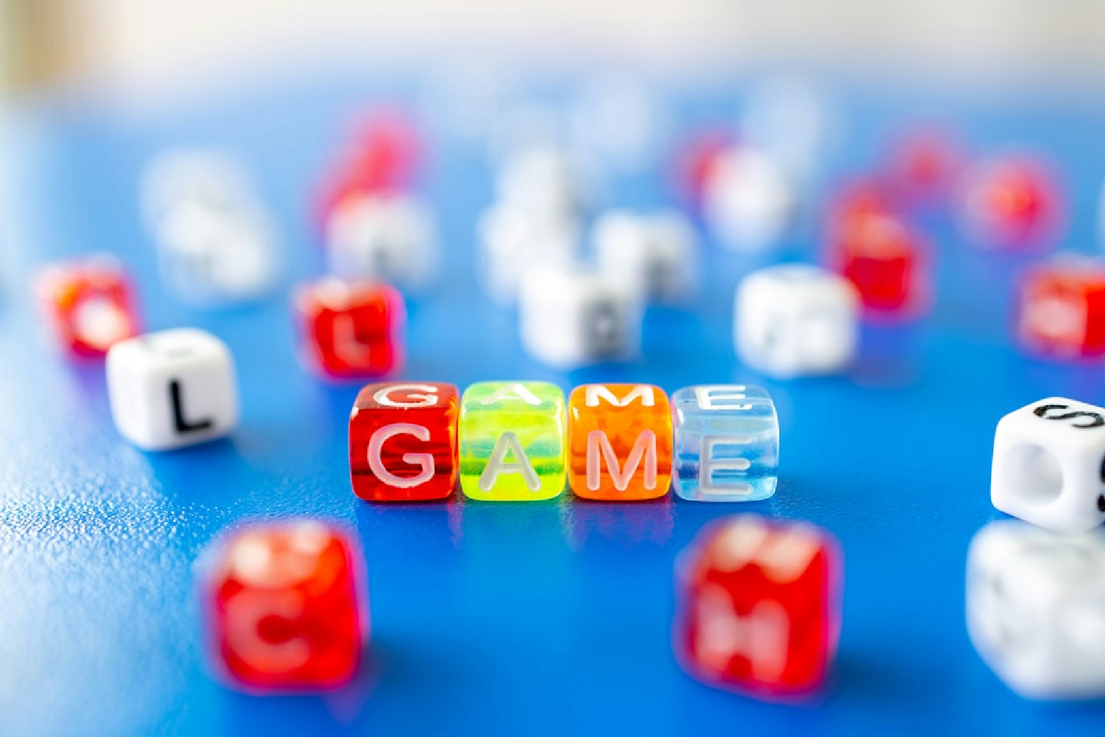 Dados coloridos representando a pluralidade de mecânicas e elementos gerados por IA