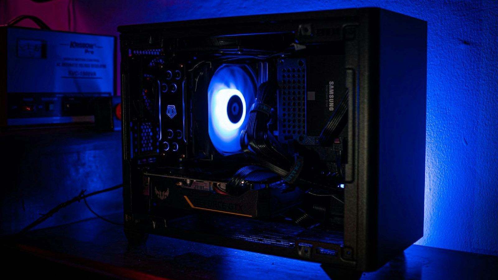NVIDIA GeForce RTX 4080 de notebook vira placa de desktop e encara rivais em testes